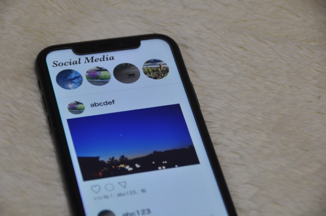 Instagramの運用代行先と費用相場