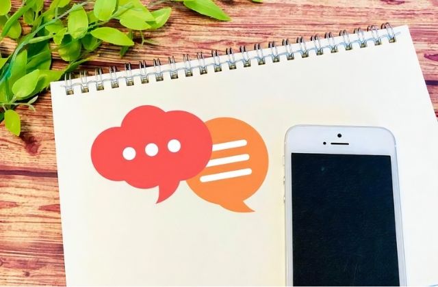 スマートフォンとふきだし