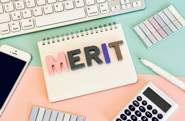 メリットの文字