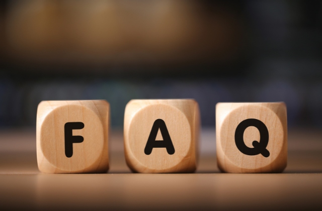 FAQと書かれている積み木の画像
